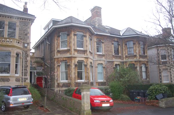 Garden Flat, Archfield Road -