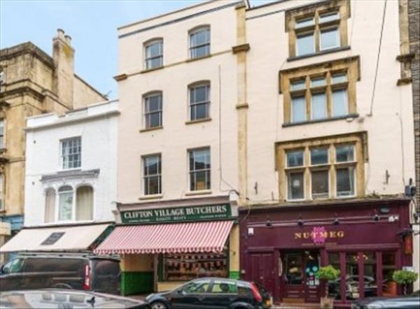 First Floor Flat The Mall